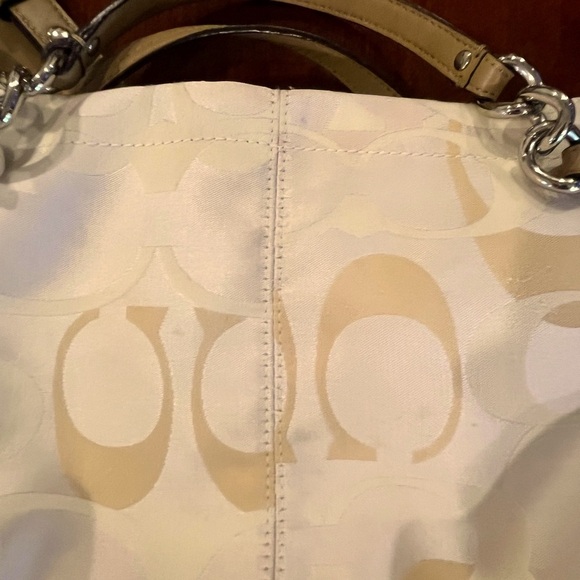 COACH Carly Hobo Bag Authentic A1193-F16620 - Picture 4 of 12